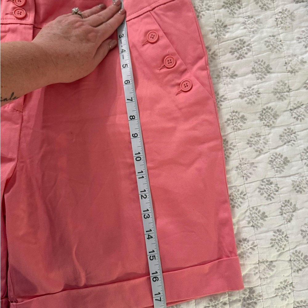 Women’s pink chino shorts - Picture 6 of 7
